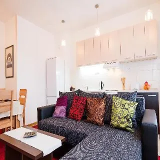 One Bedroom Dorcol Live